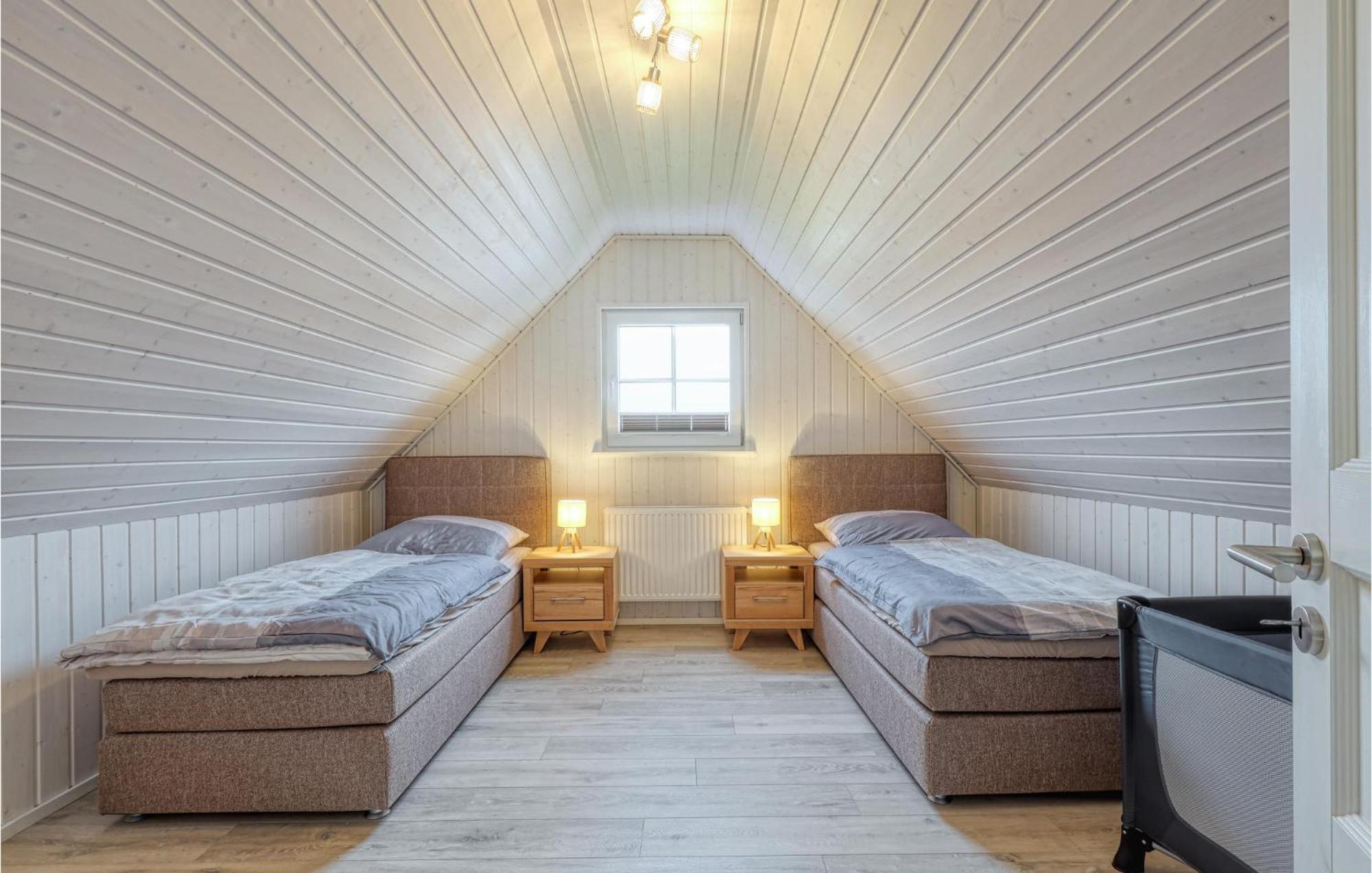 Gorgeous Home In Zerpenschleuse With Sauna Luaran gambar
